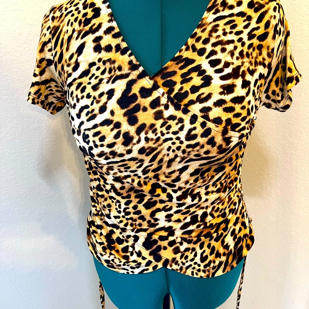 Animal print stretch 100% cotton ruched top, Size M